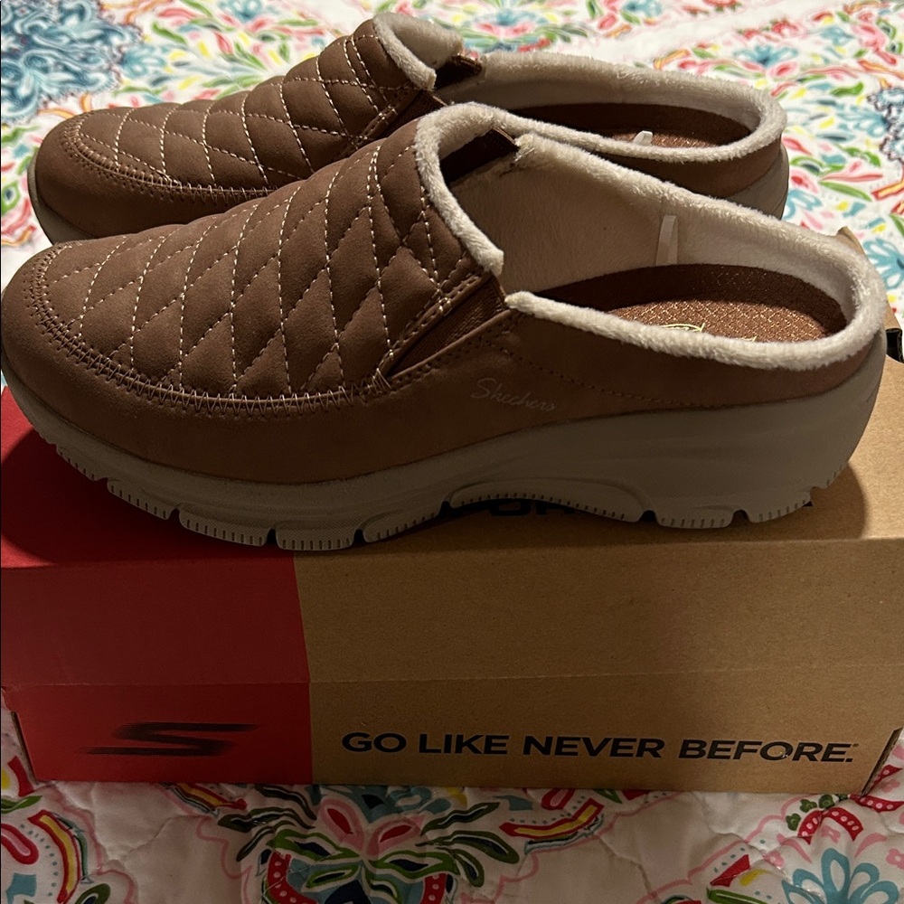 Skechers Tan Quilted Slip-On Mules